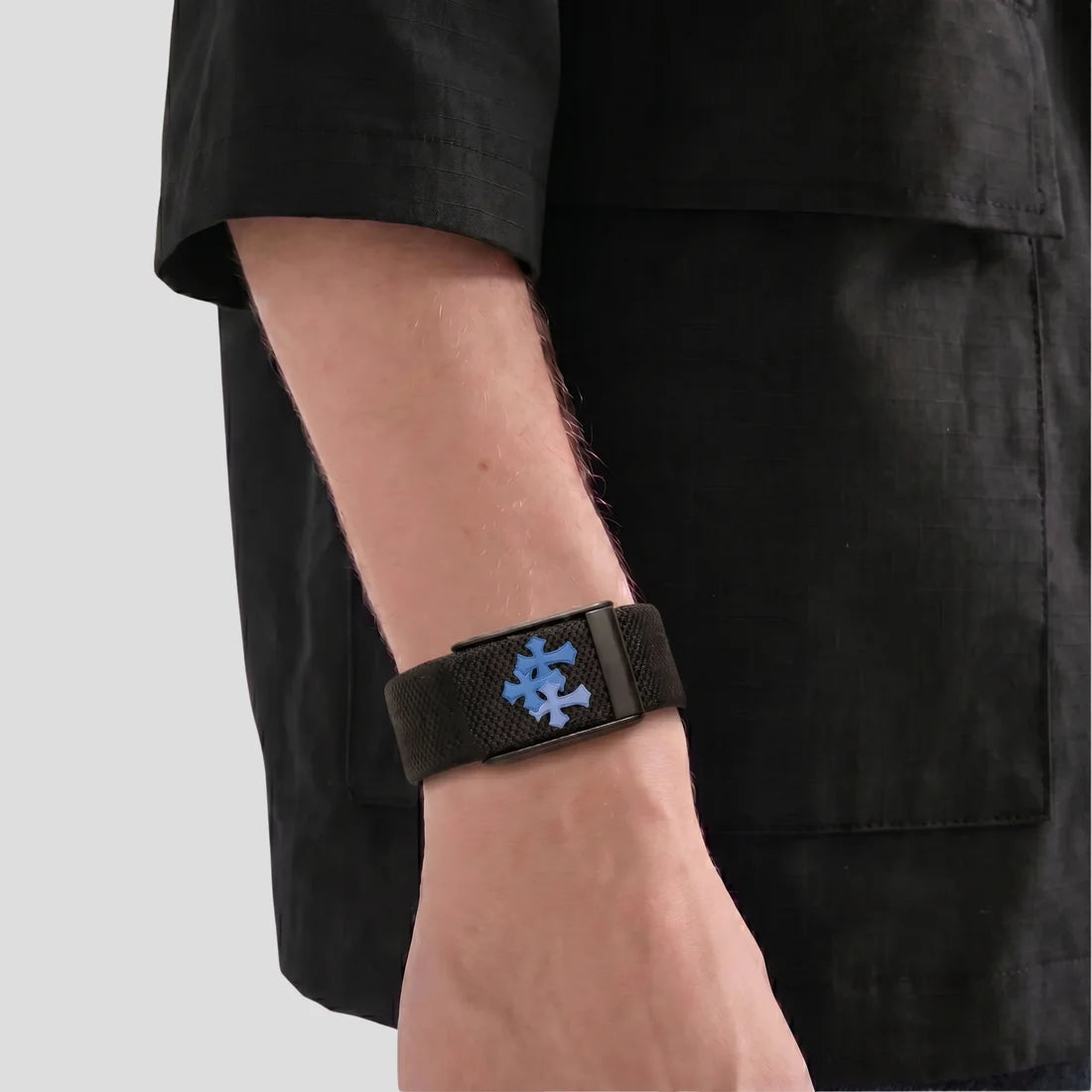 Bracelet STRYVU | Cross Blue - Black